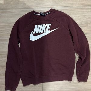 NIKE SWEATSHIRT